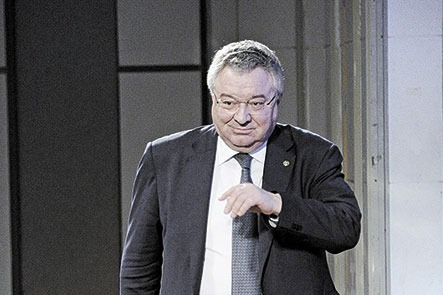 И стены помогают…}