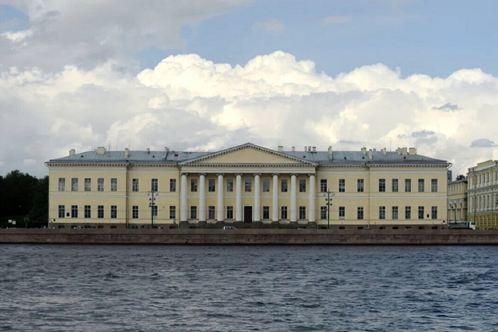 Впервые в истории Академию наук на Университетской набережной ждет масштабная реставрация! Вот как она поменяется