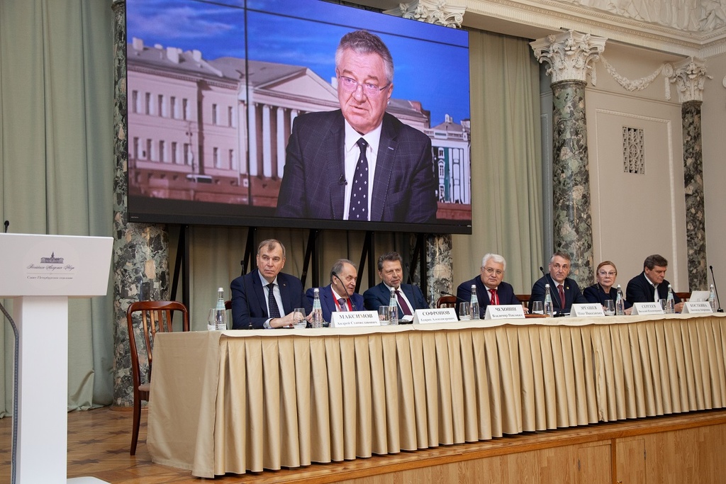В Санкт-Петербургском отделении Российской академии наук состоялось торжественное открытие Всероссийской научно‑практической конференции «Экспериментальная медицина»
