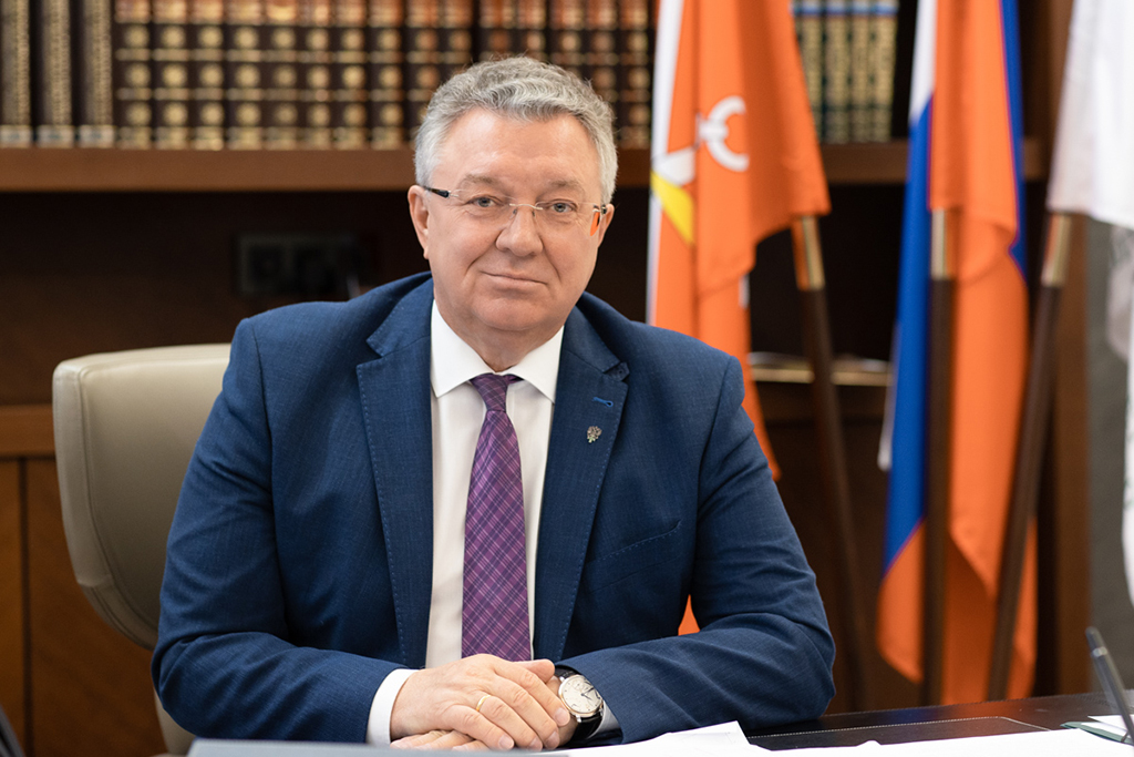 Москва. Большой зал РАН. Председатель СПбО РАН, академик Андрей Рудской избран вице-президентом Российской академии наук.