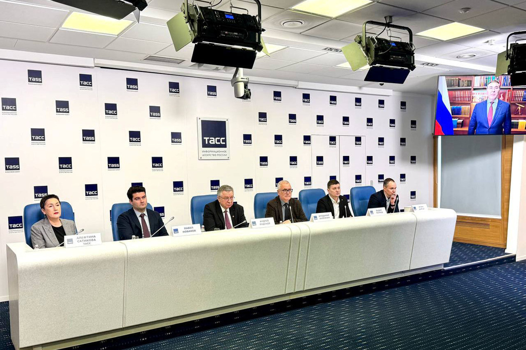 Координация, экспертиза, разработки: как петербургская наука работает на технологическое лидерство страны