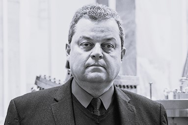 Памяти члена-корреспондента РАН В.М. Устинова
